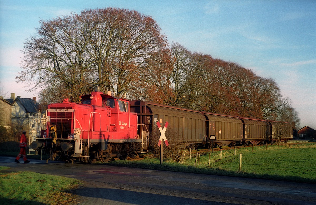 DB V60 836/ 363 836-8 Bü Scheggerott 17.12.2001