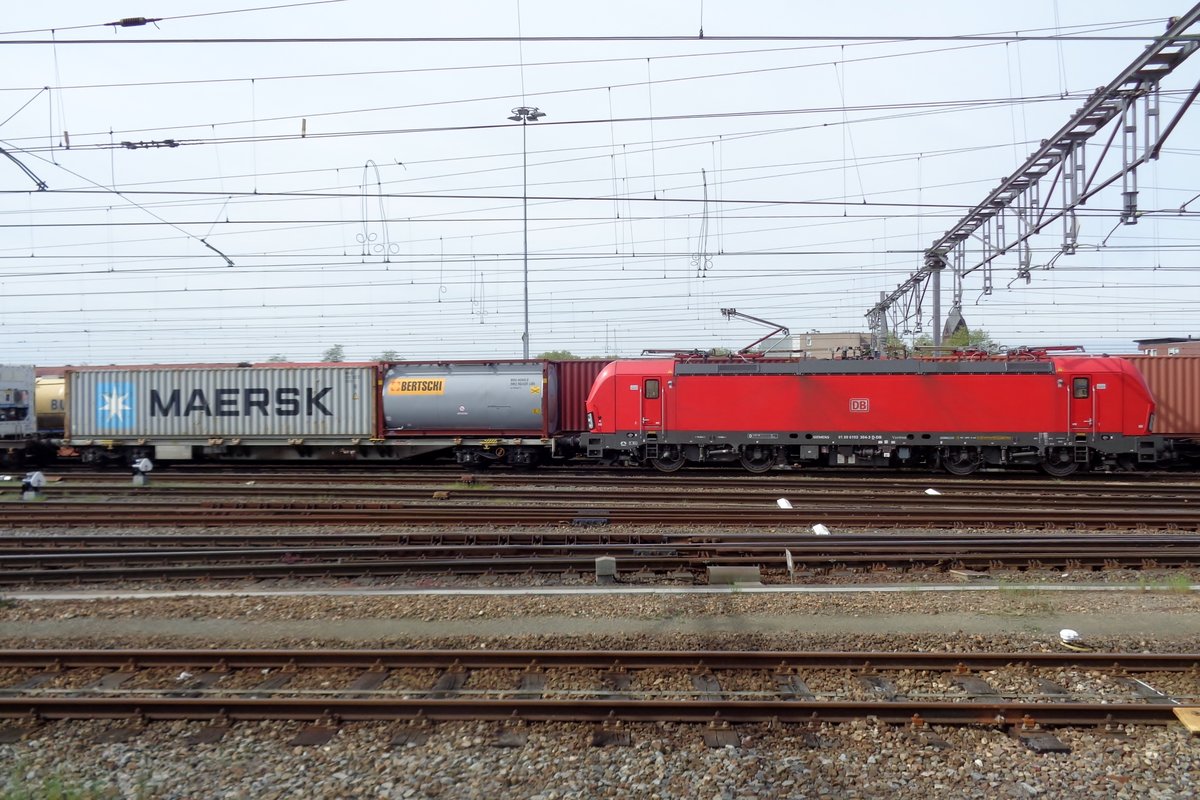 DB-Vectron 193 304 steht am 27 April 2018 in Venlo. 