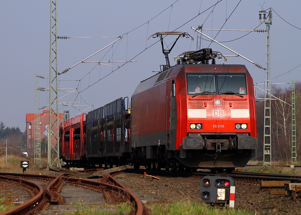 DBS/RSC EG 3105 mit dem EZ-Z 44781 durchfährt hier Flensburg-Weiche(im Hintergrund das ESTW Flensburg). 02.04.2014