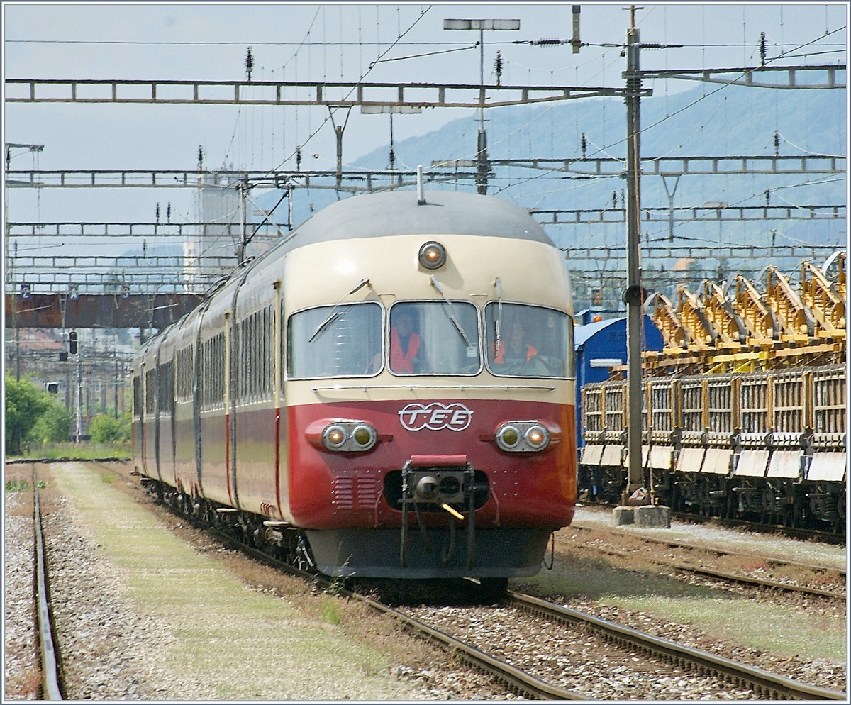 Den kurz zuvor gesehenen TEE RAe II zeigte ich mir dann zu meiner grossen Überraschung im Rangierbahnhof von Biel.

9. Mai 2009 