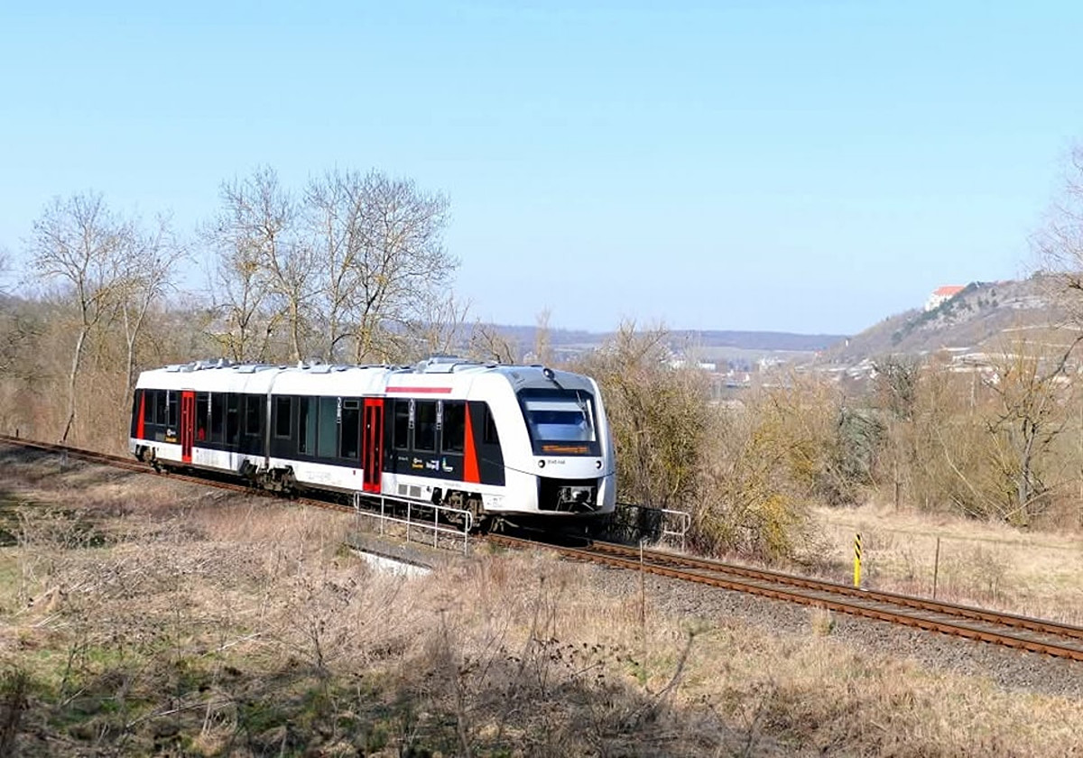 Der 1648 448 von Start Mitteldeutschland war am 21.03.2025 auf der Unstrutbahn bei Kleinjena als RB 80559 von Wangen (U) nach Naumburg (S) Ost unterwegs. (Foto: Thomas Fritzsche)