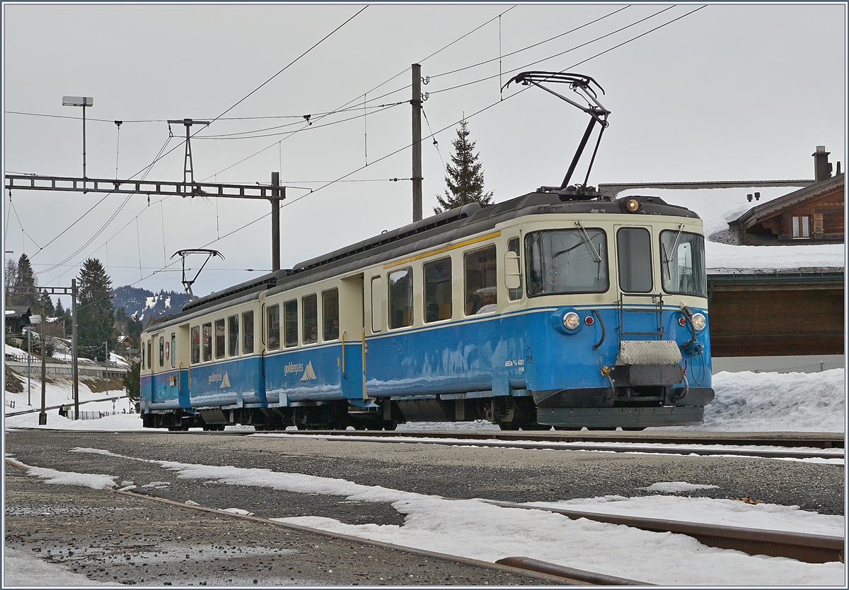 Der ABDe 8/8 4001 SUISSE in Schönried.
10.01.2018