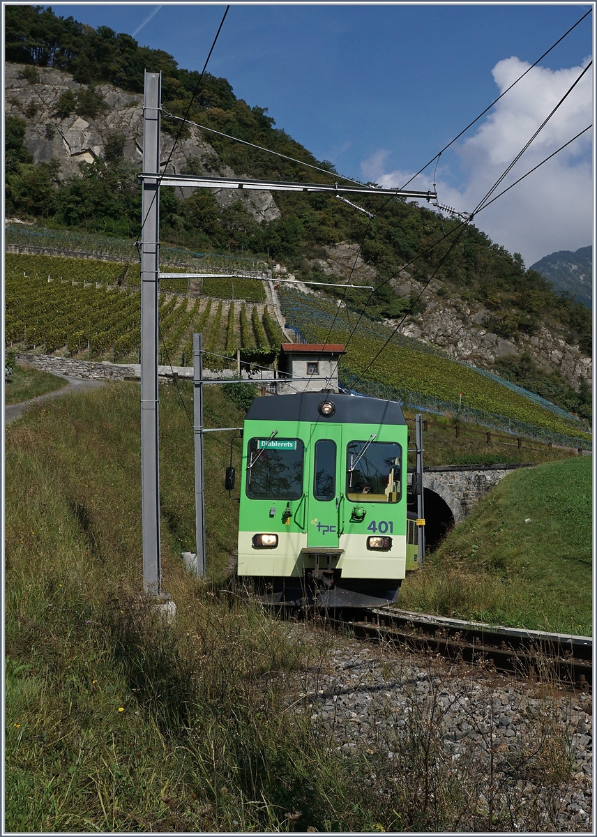 Der ASD BDe 4/4 401 erreicht in Kürze VErchiez.
23. Sept. 2016