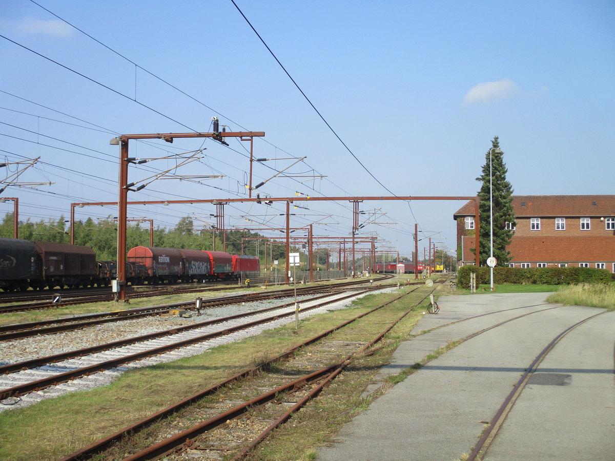 Der Bahnhof Padborg in nördlicher Richtung am 23.September 2020.