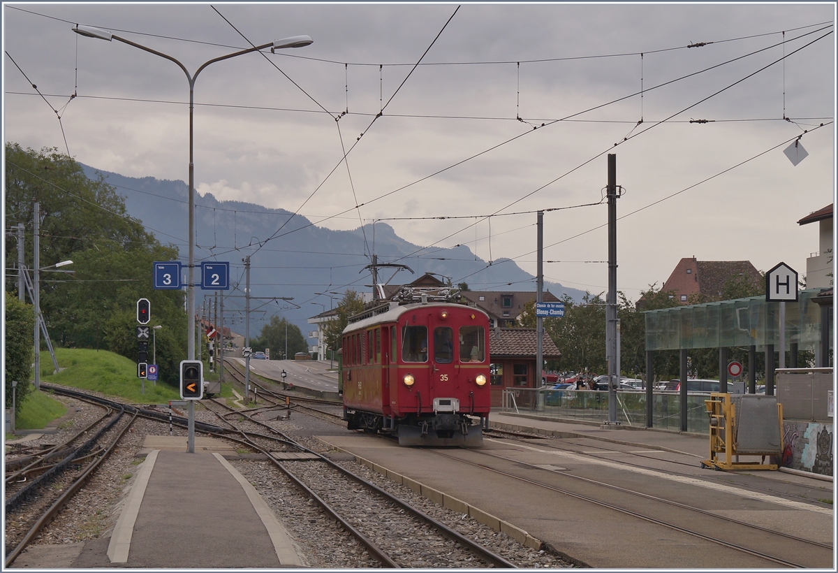 Der Blonay-Chamby Museumbahn Rhb Bernina Bahn ABe 4/4 35 in Blonay. 

7. Sept. 2019