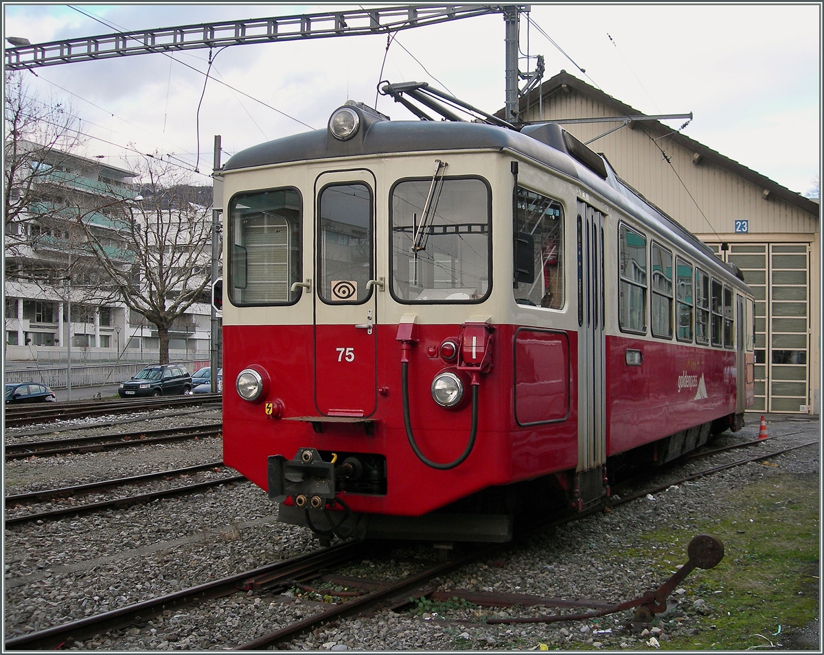 Der CEV BDeh 2/4 75 in Vevey. 
10. Feb. 2016