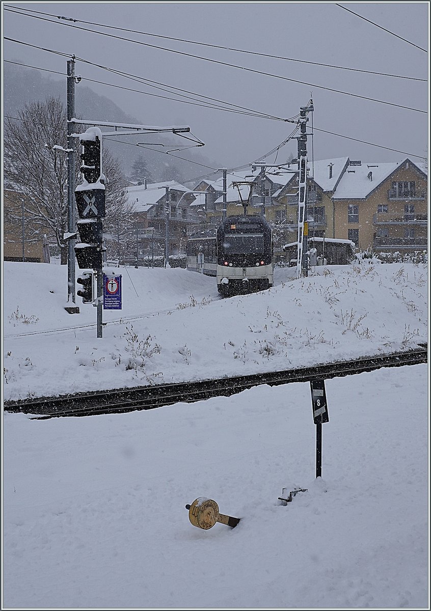 Der CEV MVR SURF ABeh 2/6 7505 verlässt Blonay in Richtung Les Pléiades.

25. Jan. 2021