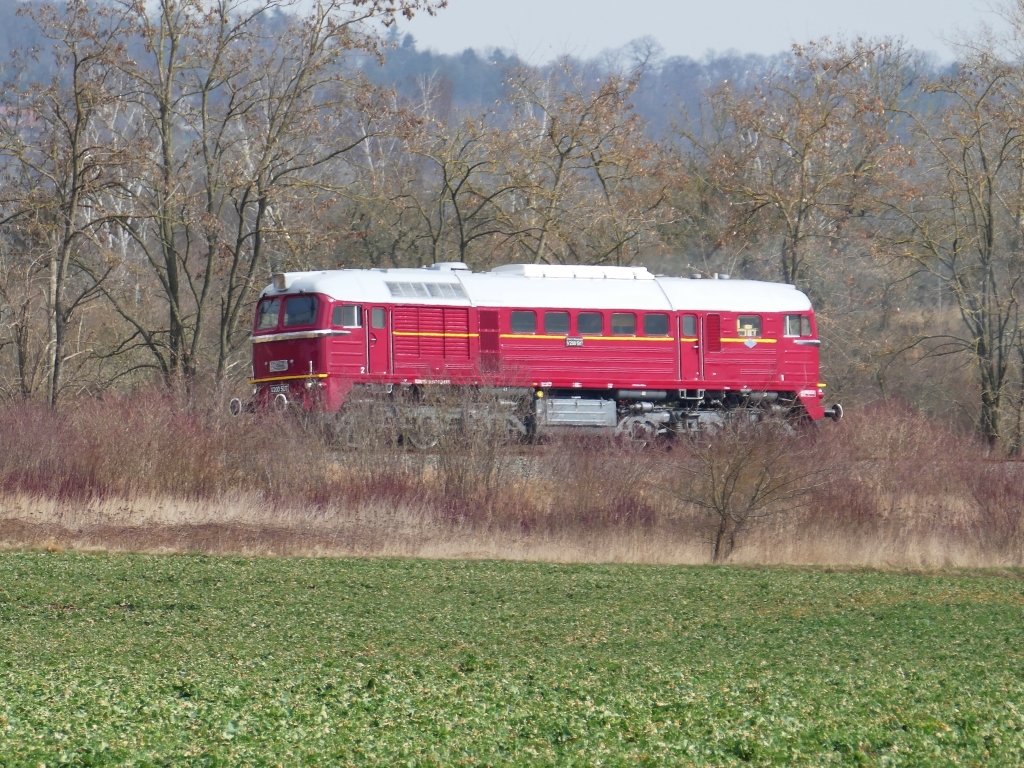 Der Erfurter Bahnservice auf der Unstrutbahn. Die V 200 507 (92 80 5220 507-9 D-EBS) war am 18.03.2022 in Naumburg auf dem Weg nach Karsdorf.