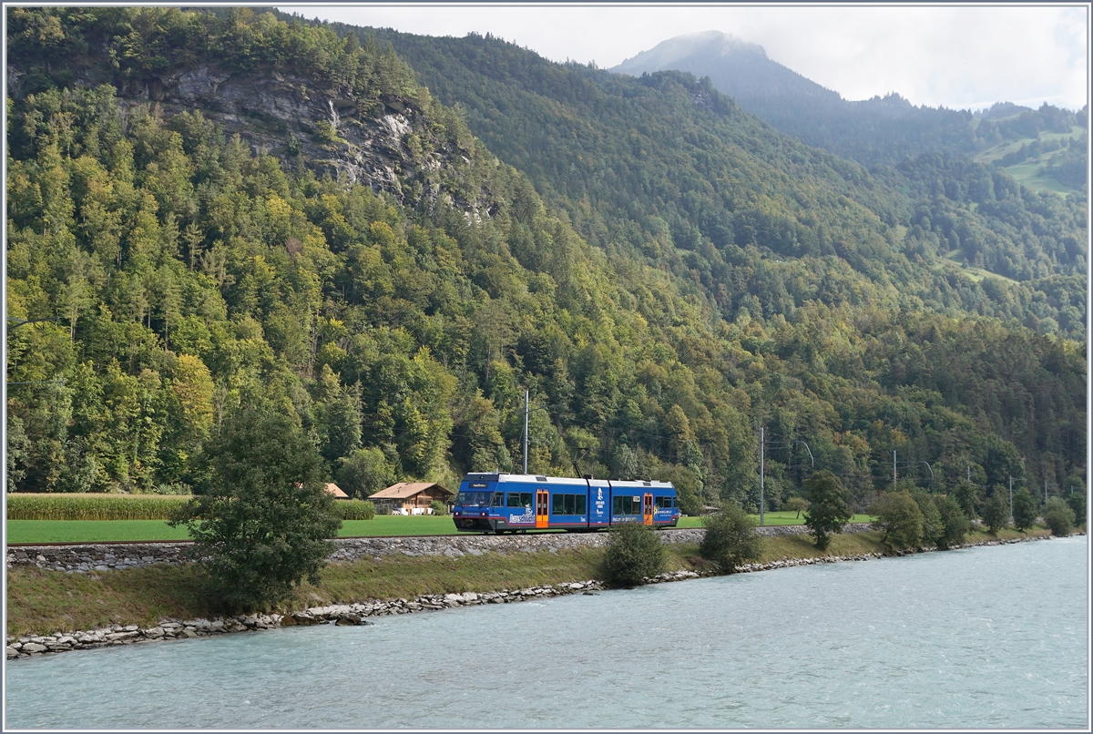 Der MIB Be 2/6 13 auf der Fahrt nach Innertkirchen kurz nach der Abfahrt in Aareschlucht West.

22. Sept. 2020
