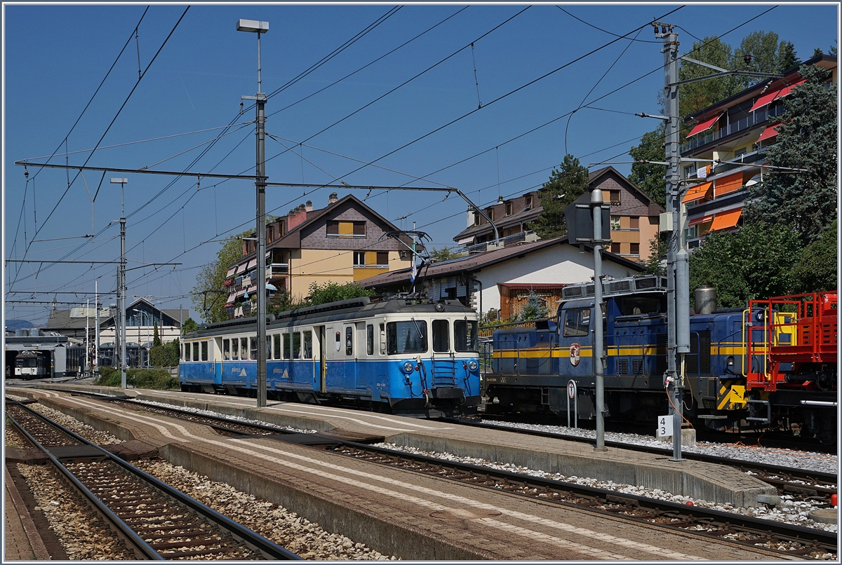 Der MOB ABDe 8/8 4004 FRIBOURG hat sein Ziel Chernex erreichten.
21. August 2018