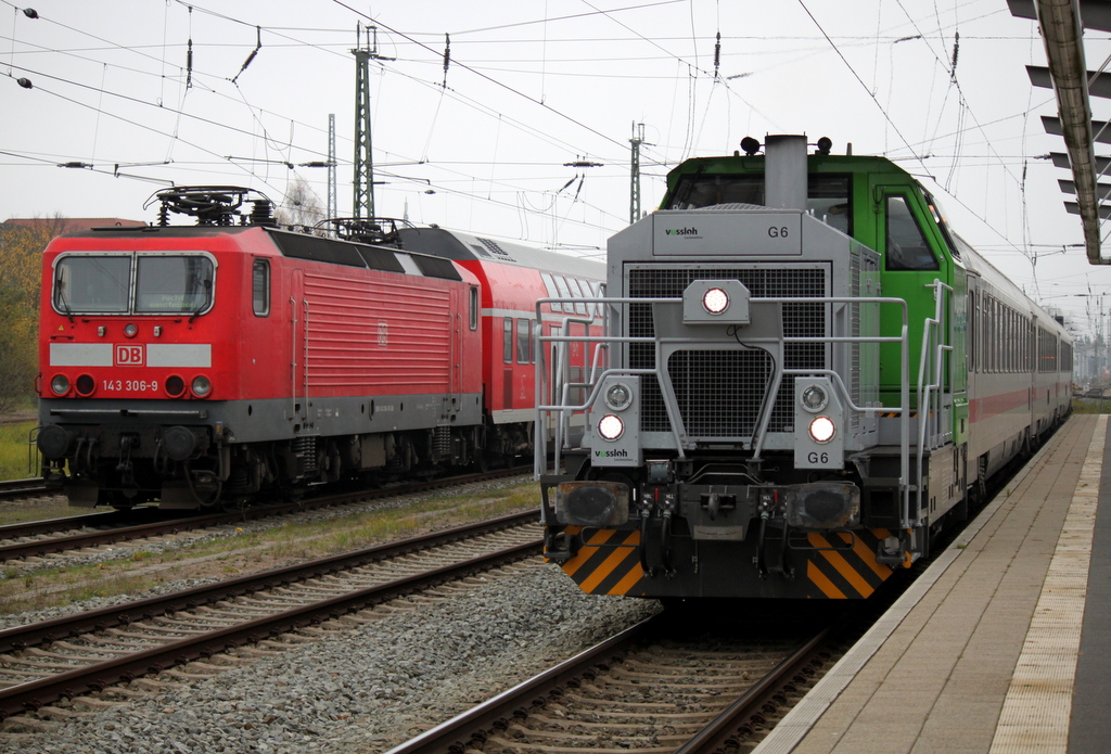 Der Power Rolls-Royce alias 650 114-8 mit IC 2213(Rostock-Stuttgart)bei der bereitstellung im Rostocker Hbf.15.11.2014