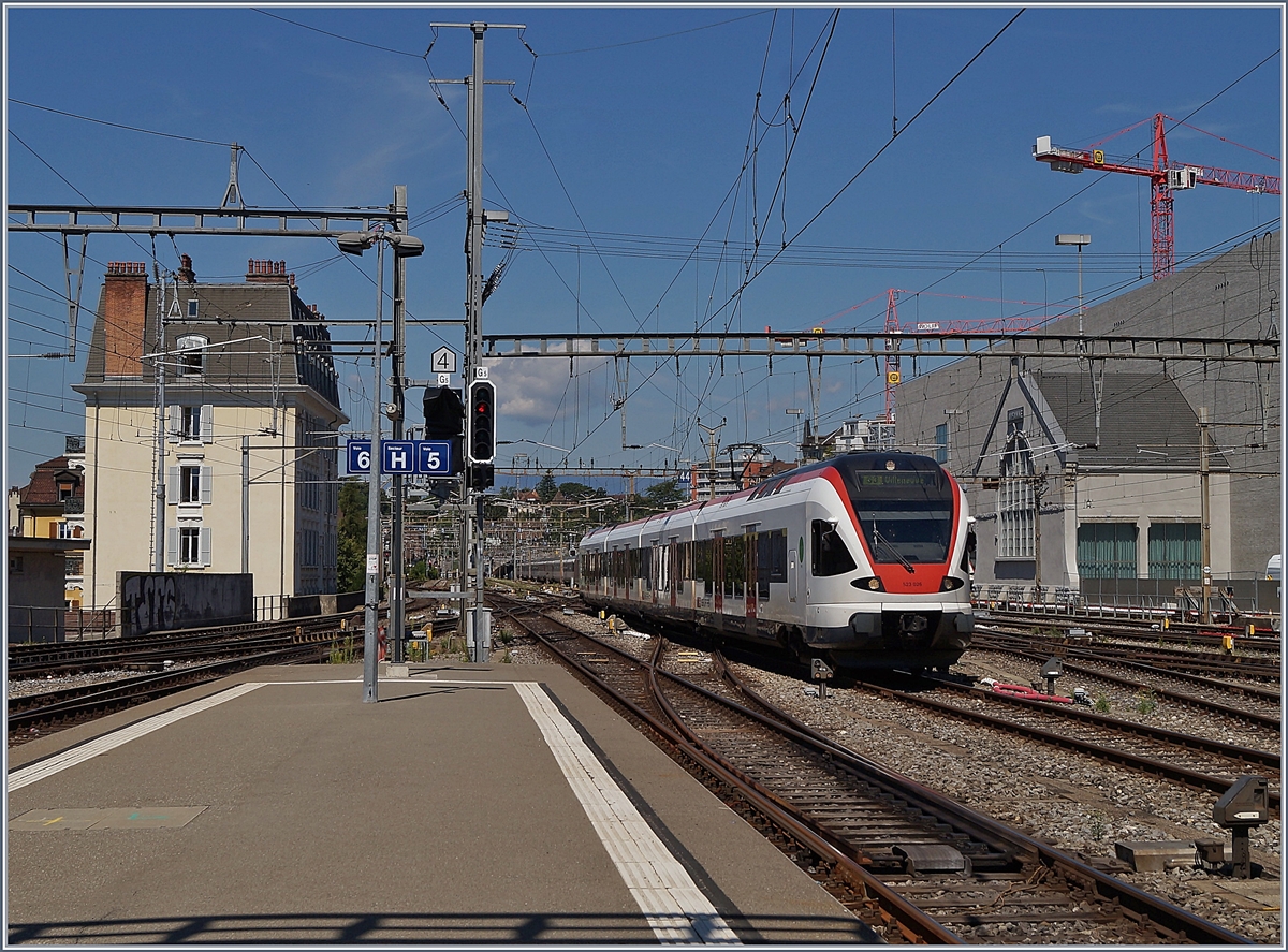 Der SBB RABe 523 026 erreicht Lausanne. 

20. Juli 2020