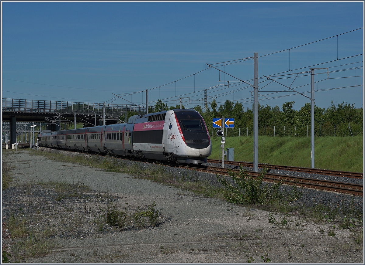 Der TGV Lyria 4409  Stan Wawrinka  erreicht auf seiner Fahrt von Paris Gare de Lyon nach Zürich den Bahnhof Belfort- Montbéliard TGV. 

1. Juni 2019