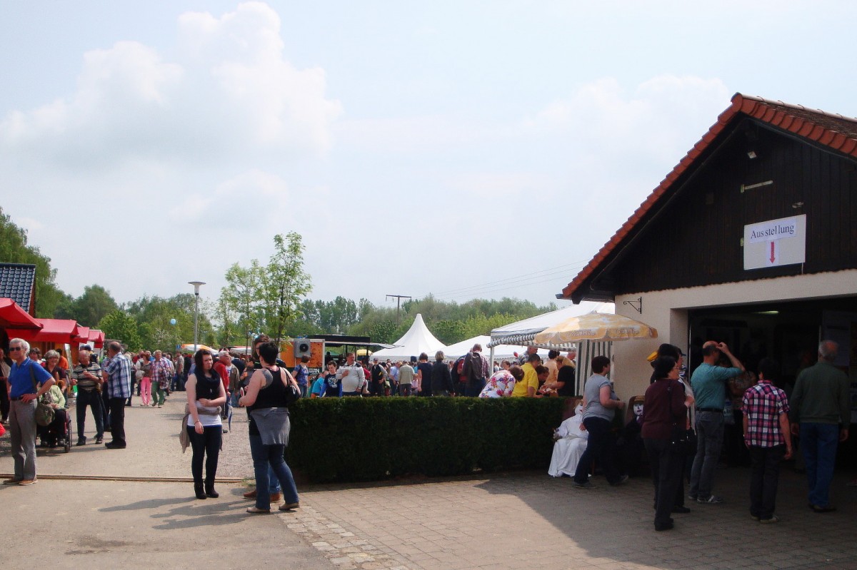 Die 100. Jahrfeier der Finnebahn am 01.05.2014 in Bachra. (Foto: G�nther G�bel)