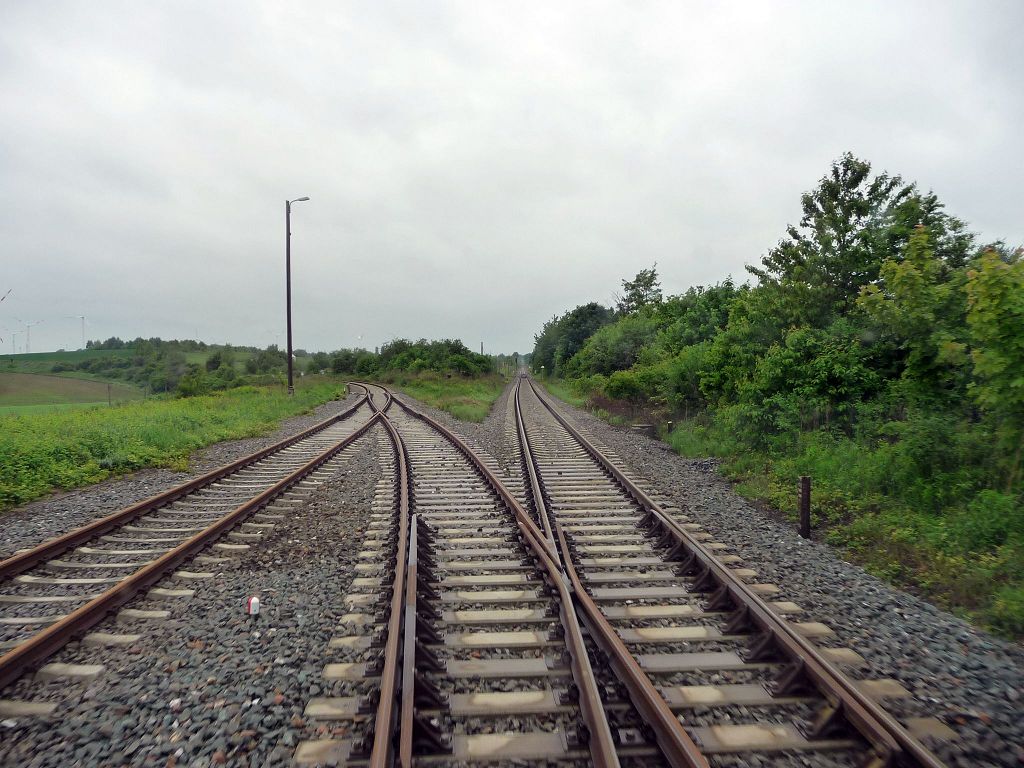 Die Abzweige nach Naumburg und Wei�enfels am 01.06.2010 in Teuchern. (Foto: Ralf Kuke)