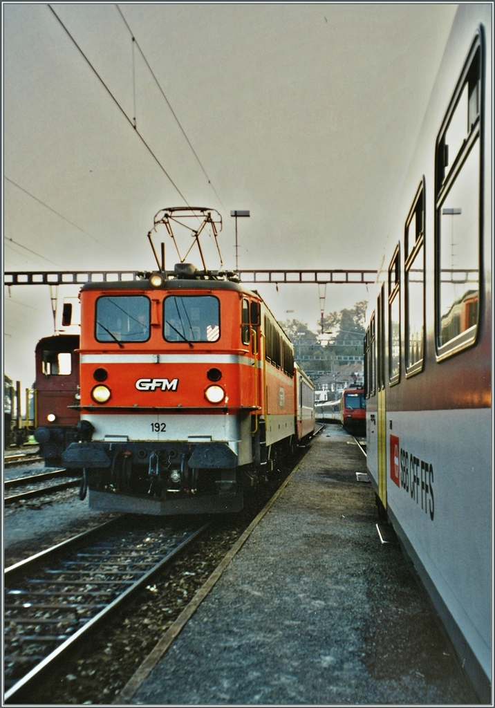 Die Ae 417 192 der GFM in Romont. 
17. Sept. 2002