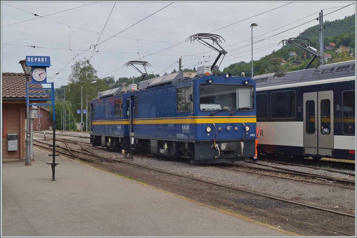 Die beiden MOB Gem 2/2 2502 und 2503 sind in Blonay für einen neuen Einsatz bereit. 

3. Juni 2021