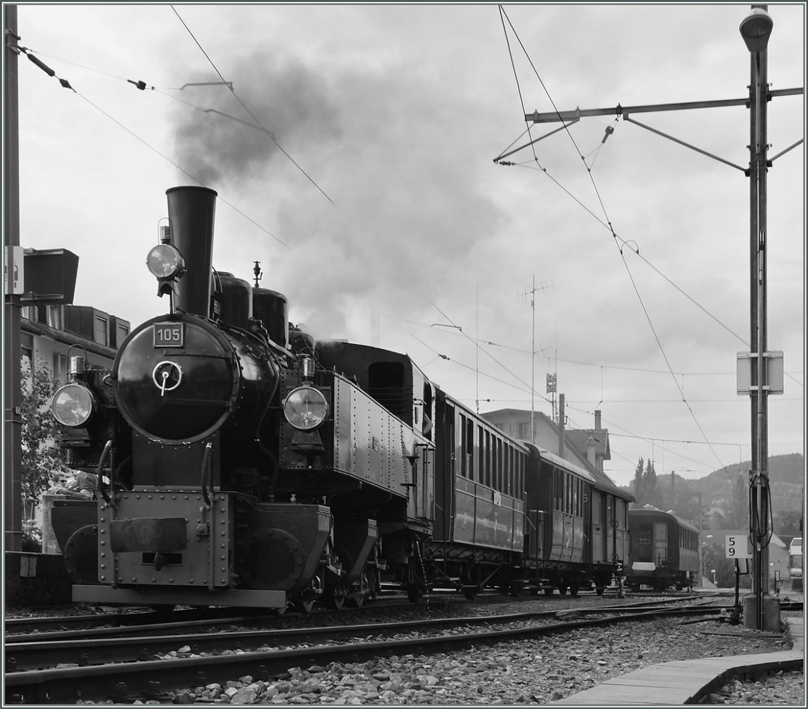 Die Blonay-Chamby G 2x 2/2 105 in wartet in Blonay auf ihre Abfahrt nach Chamby. 
16. Aug. 2014
