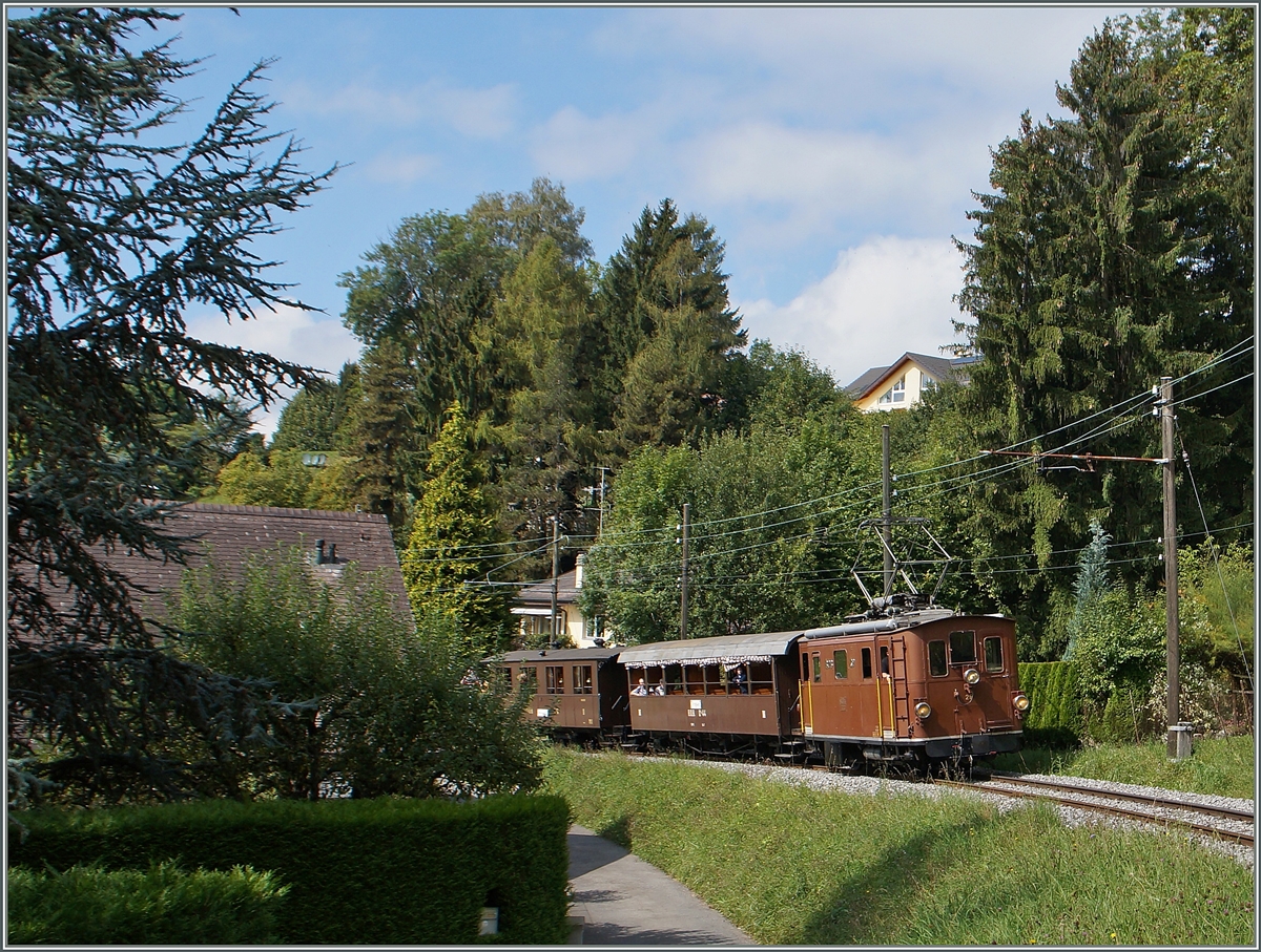 Die BOB HGe 3/3 29 bei Blonay auf der Fahrt Richtung Chamby.
13.09.2014