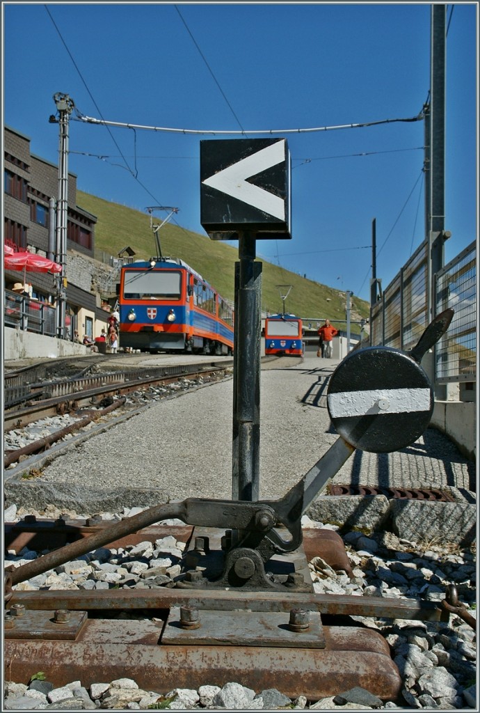 Die eher nüchterne Gipfelstation Generoso Vetta verlangte nach einem etwas andern Blickwinkel...
13. Sept. 2013