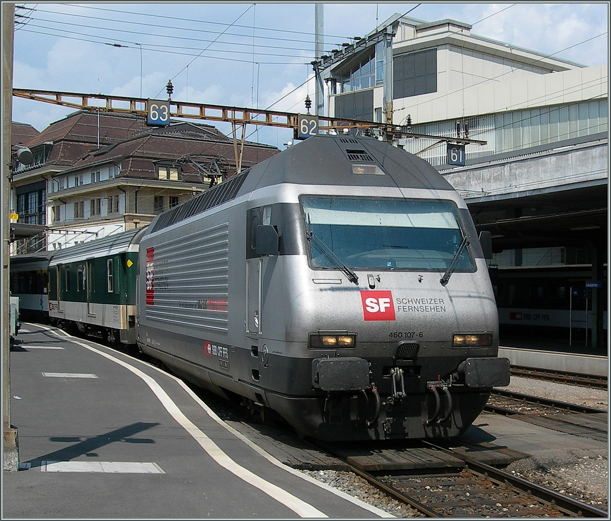 Die SBB Re 460 107-6 in Lausanne.
27. April 2006