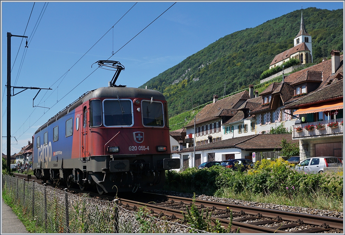 Die SBB Re 620 055-4 bei LIgerz.
18. Aug. 2017