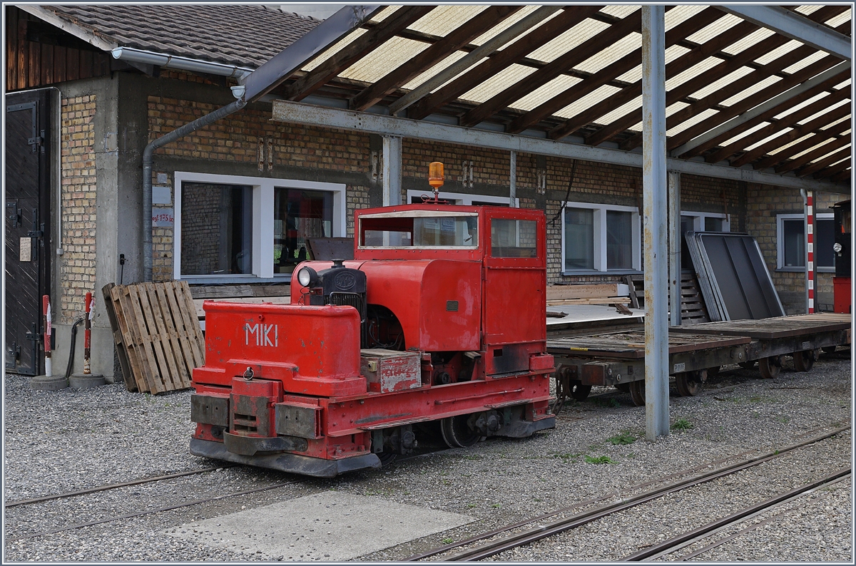 Die Werklok  MIKI  im Museumsgelände  RheinSchauen , dessen Beusch sher zu empfehlen ist.


23. Sept 2018