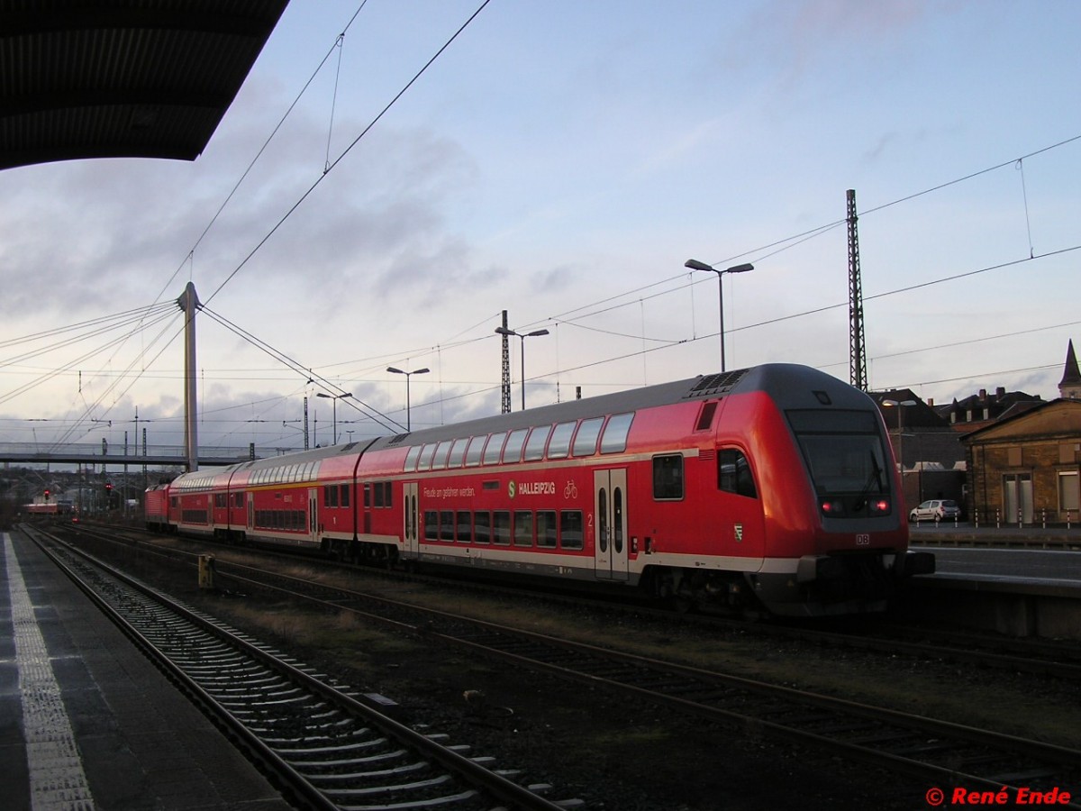 Doppelstockzug, aufgemommen in Hof Hbf.