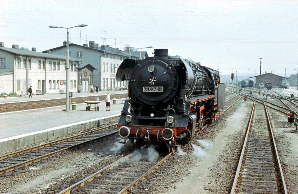 DR 44 0040-4 am 08.05.1981 in R�blingen. (Foto: Klaus Pollm�cher)