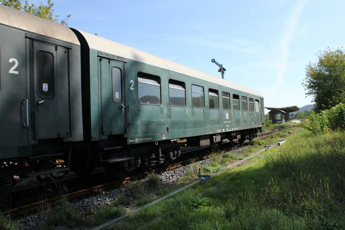 DR 50 50 28-13 642-0 Bghw (55 80 28-13 642-9 D-EFSFT) im DPE 17399 von Sta�furt nach Karsdorf, am 09.09.2023 in Laucha (Unstrut).