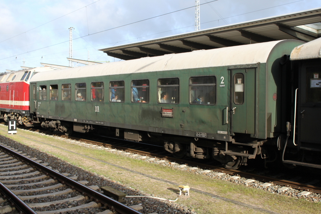 DR-Reko Wagen stand am 29.10.2016 im Rostocker Hbf