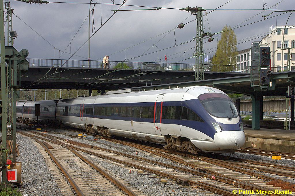 DSB 605 006 als Leerzug zum Tanken am 26.04.2015 in Hamburg Hbf