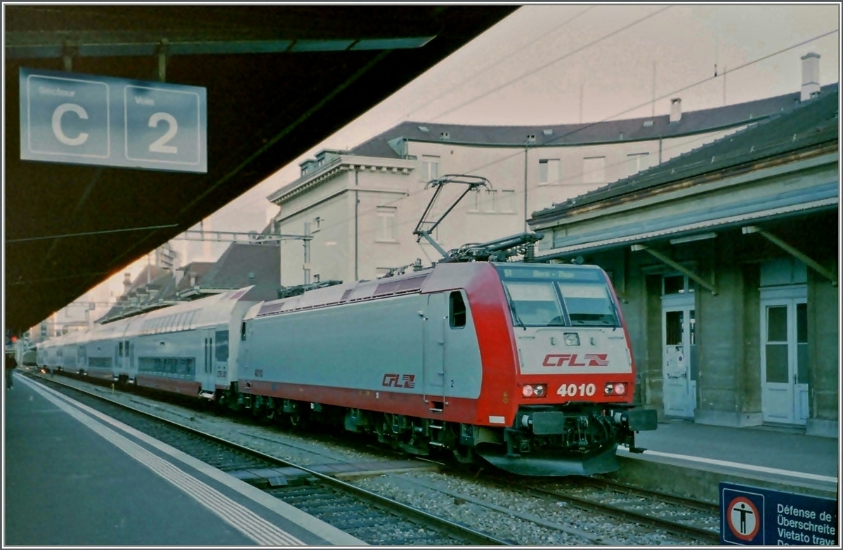 Ebenfalls auf Initiative der BLS weilte ein CFL Pendelzug zu Testzwecken in der Schweiz und wurde im Planverkehr der Berner S1 Thun - Fribourg eingesetzt.

Fribourg, im Nov. 2005