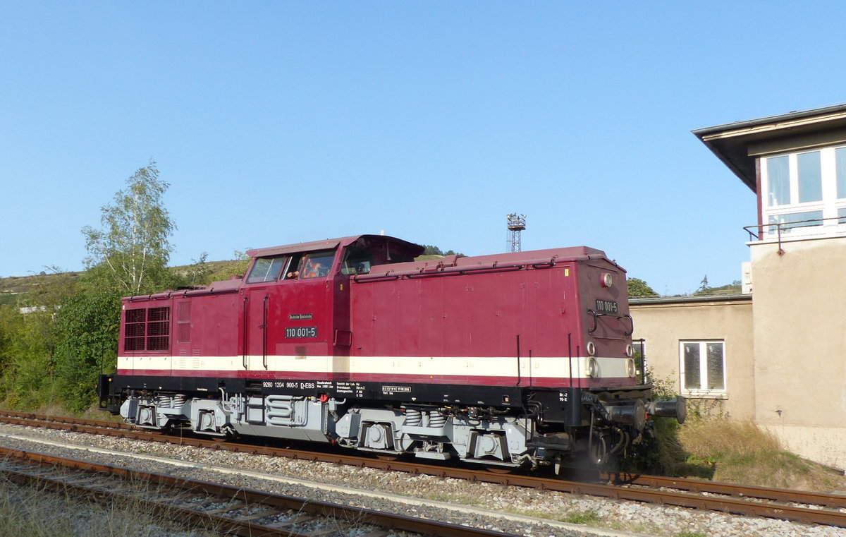 EBS 110 001-5 am 12.09.2020 in Karsdorf. Sie zog den DPE 30142  Klassentreffen  aus Wei�enfels in den Anschluss der EBS. 