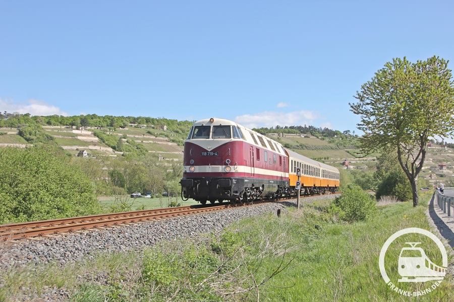 EBS 118 719-4 mit dem DPE 24135  Finne-Unstrut-Xpress  aus Sömmerda, am 01.05.2018 bei Balgstädt. (Foto: Steve Franke)