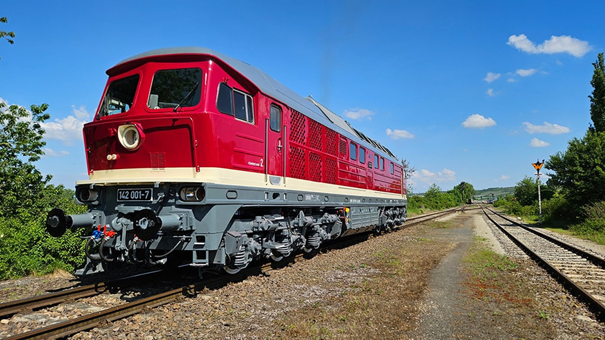 EBS 142 001-7 am 10.05.2024 in Karsdorf. (Foto: Erfurter Bahnservice GmbH)