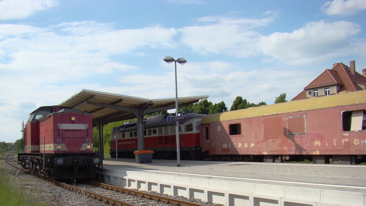 EBS 202 597-1 als Tfzf von Karsdorf nach Saalfeld, am 22.05.2015 in Laucha. (Foto: G�nther G�bel)