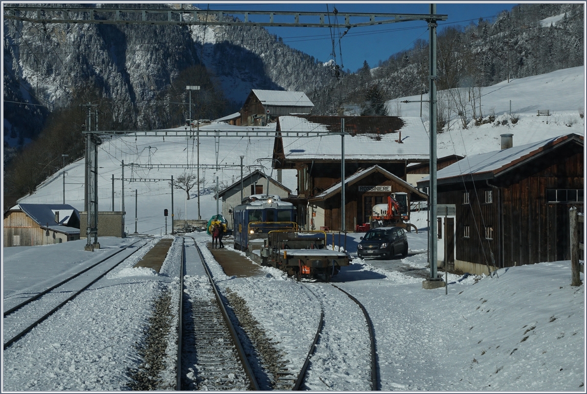 Ein Blick auf dem MOB Steuerwagen Ast auf den Bahnhof von Rossinière.
13. Feb. 2018