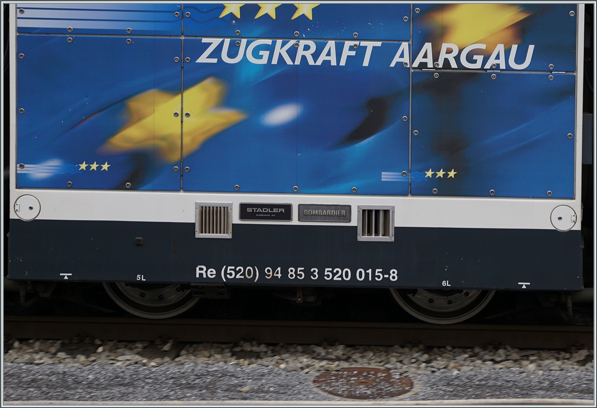 Ein erstaunliches Detail: der Motorblock des Seetalbahntriebzuges nennt sich Re (520). 

Luzern, den 30. Sept. 2020