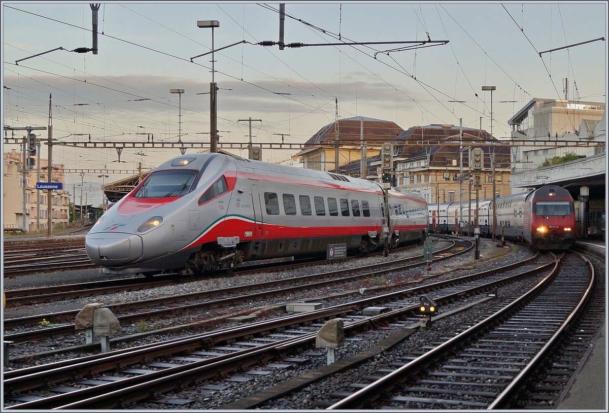 Ein FS Trenitalia ETR 610 verlässt Lausanne als EC 35 nach Milano.
30. Mai 2018