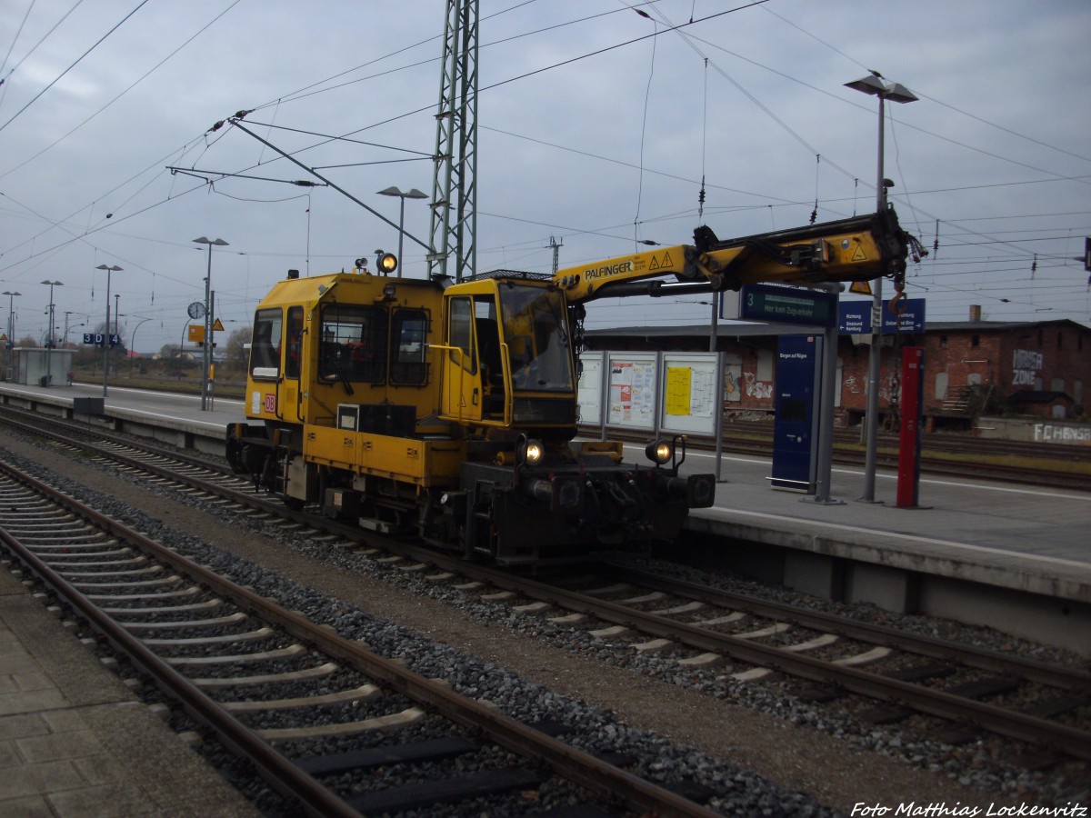 Ein GAF bei der Arbeit im Bahnhof Bergen auf Rgen am 14.11.13