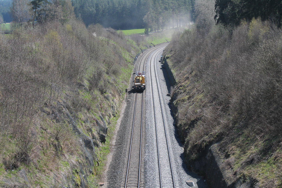 Ein kleiner SKL auf dem Weg nach Hof bei Röslau. 21.04.16