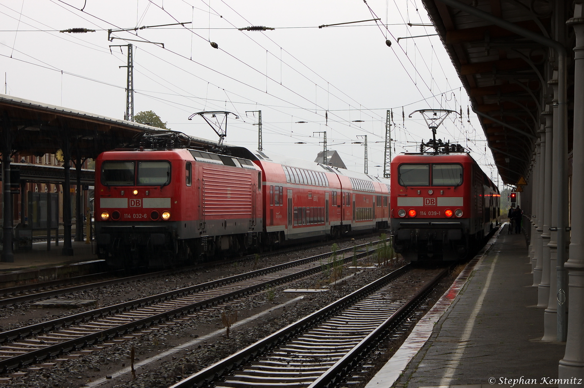 Ein kleines 114er treffen in Stendal. Auf Gleis 3 die 114 032-6 mit der RB29 (RB 17572) nach Salzwedel und auf Gleis 4 die 114 039-1 mit dem RE20 (RE 17635) von Uelzen nach Halle(Saale)Hbf. 19.08.2014 