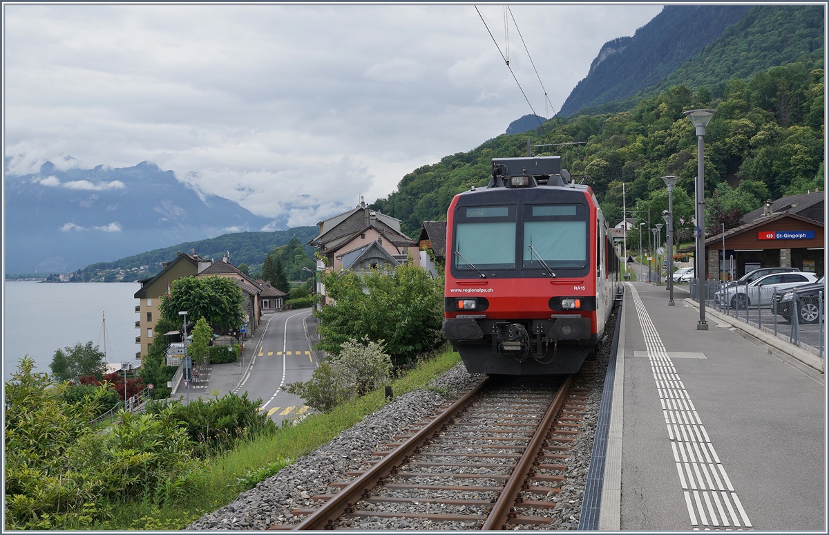 Ein Region Alps Domino wartet in St-Gingolph auf die Abfahrt nach Brig. 

15. Juni 2020