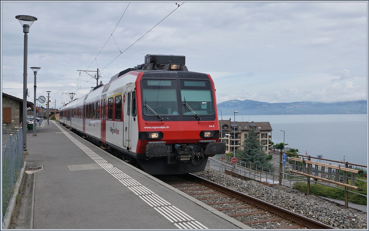 Ein Region Alps Domino wartet in St-Gingolph auf die Abfahrt nach Brig. 

15. Juni 2020