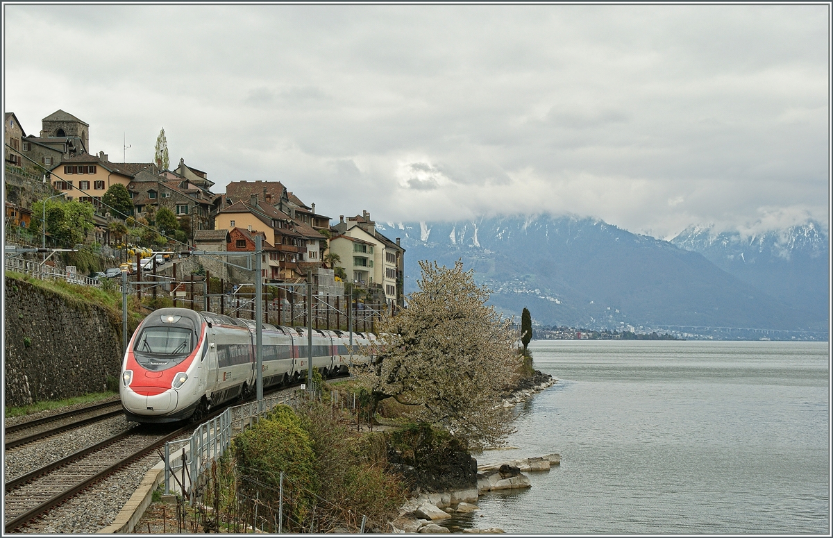 Ein SBB ETR 610 bei St-Saphorin.
13. April 2012