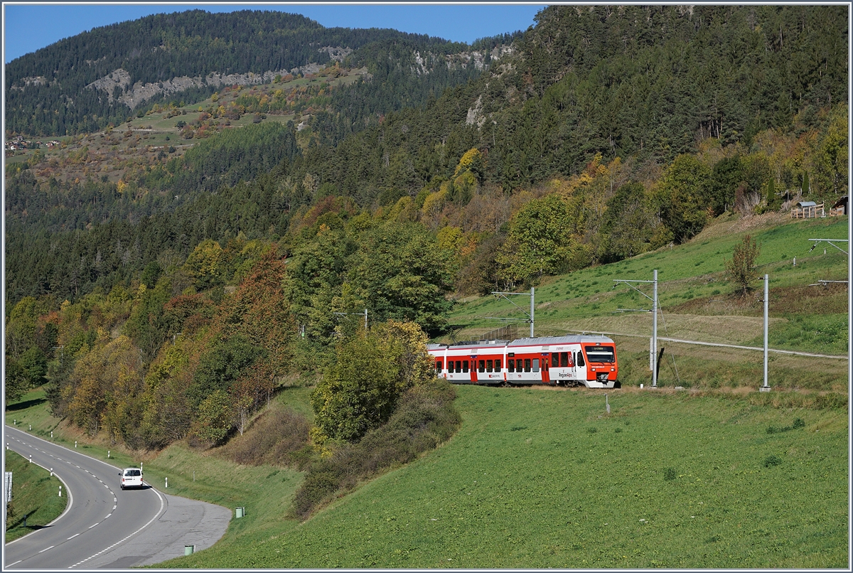 Ein TMR NINA Regionalzug kurz vor seinem Ziel Le Chable.
7. Okt. 2017 