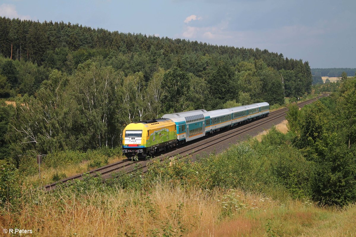 ER20 013 Bodo zieht mit dem ALX84108 Hof - München durch die Oberfränkische Landschaft im Raum Marktredwitz. 28.07.18