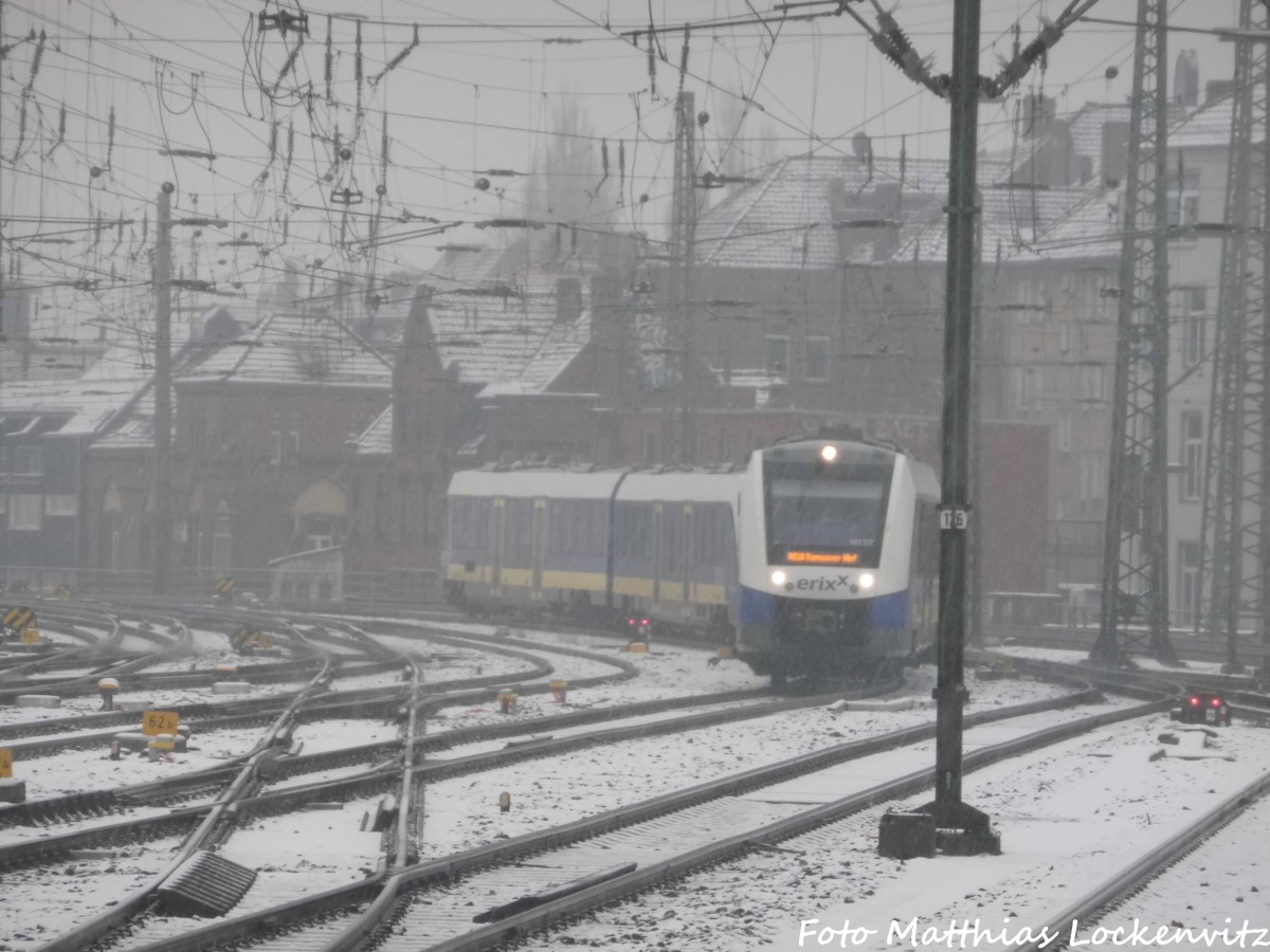 Erixx 622 717 / 217 und 622 XXX / XXX beim einfahren in den Bahnhof Hannover Hbf am 16.1.16