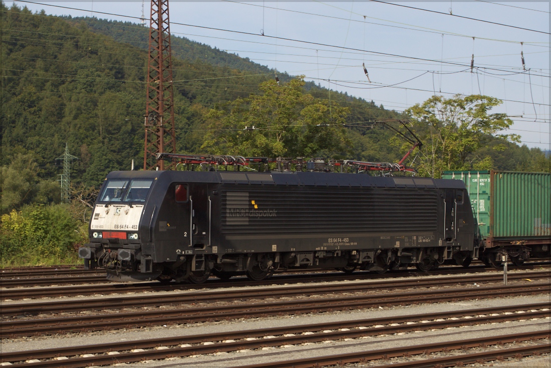 ES 64 F4-453 am 22.08.14 in Gemünden (Main)